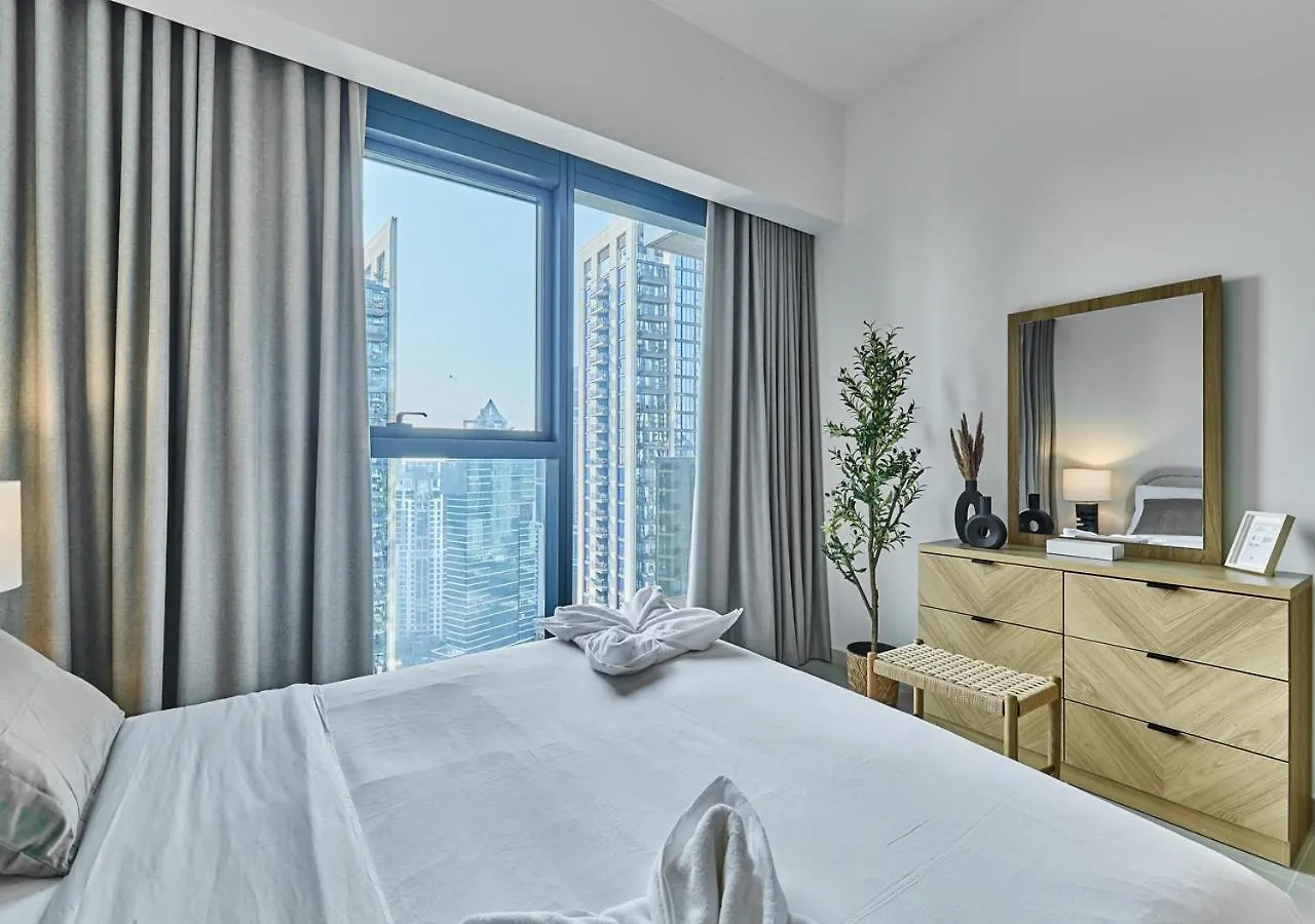 Lux 1 Bd Apartment, 2 Min Walk To Dubai Mall & Burj Khalifa - Act One Tower 0*,  United Arab Emirates