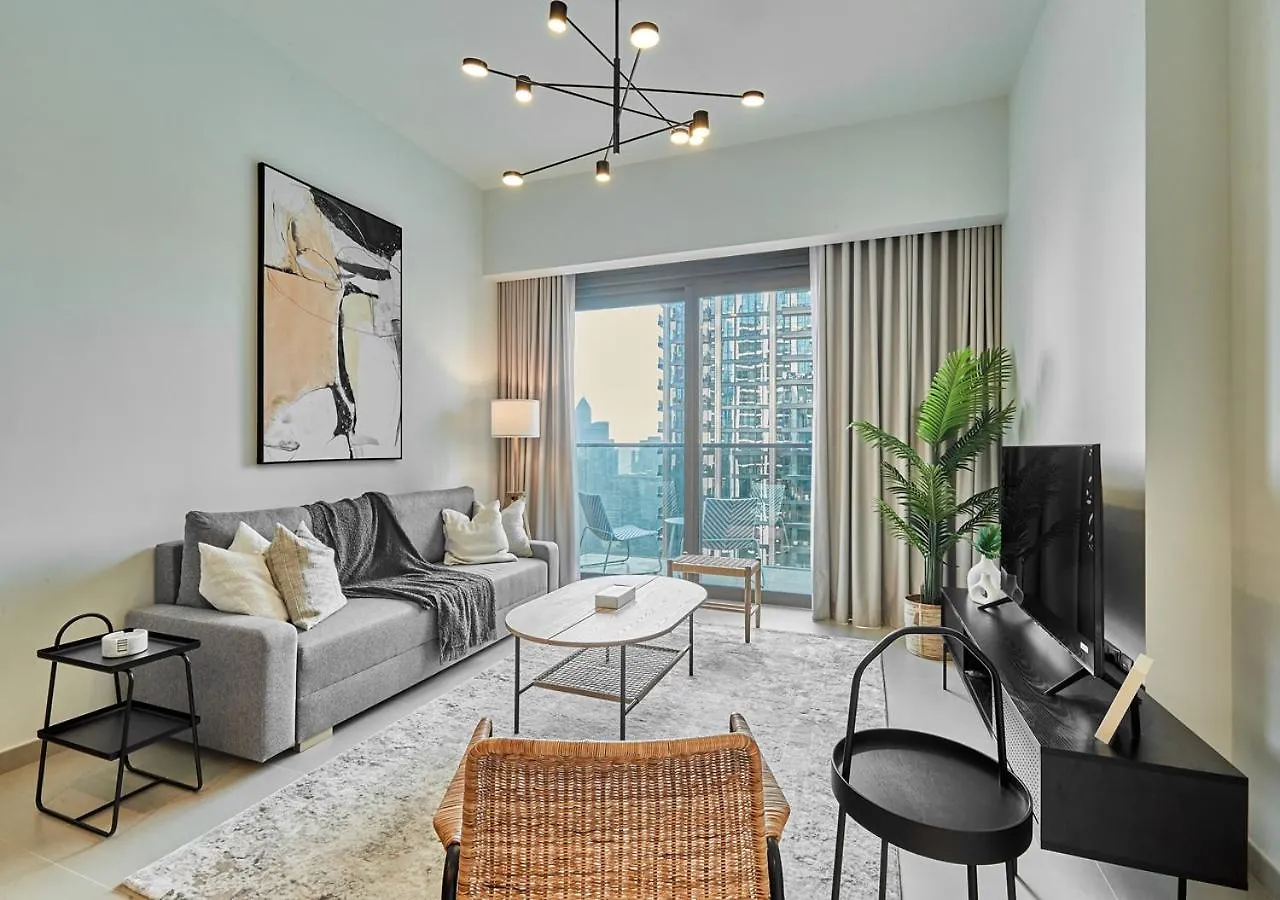 Lux 1 Bd Apartment, 2 Min Walk To Dubai Mall & Burj Khalifa - Act One Tower 0*,